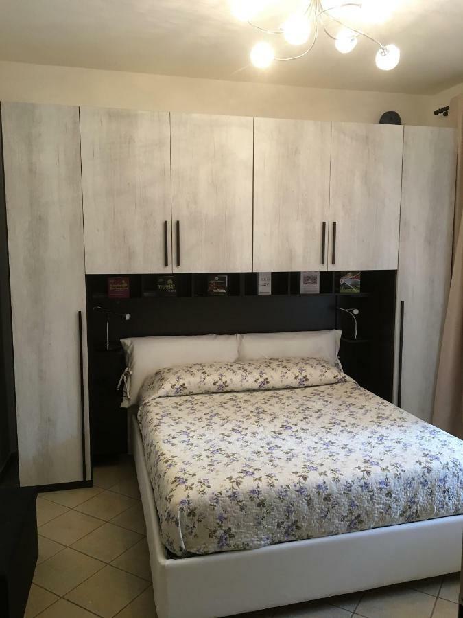 Appartamento - Casa La Botola - Alba  Exteriér fotografie